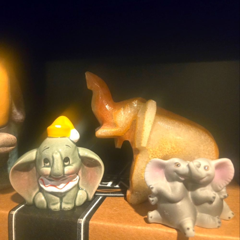 Beautiful 12pc Elephant Collection - Picture 5 of 6